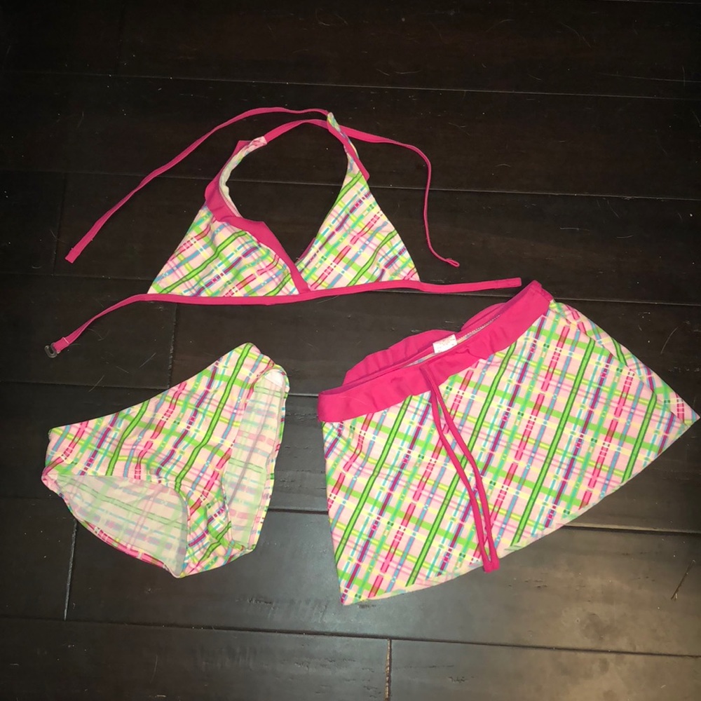 Girls cute swim suit set!